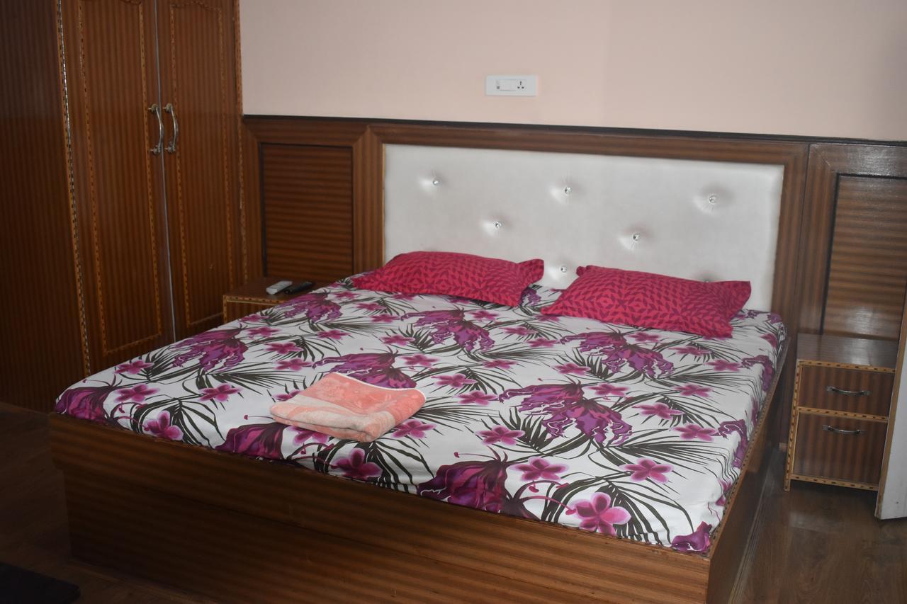 Hotel Snow Flake Rāmpur Extérieur photo