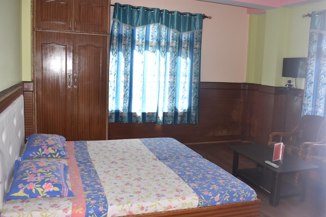 Hotel Snow Flake Rāmpur Extérieur photo
